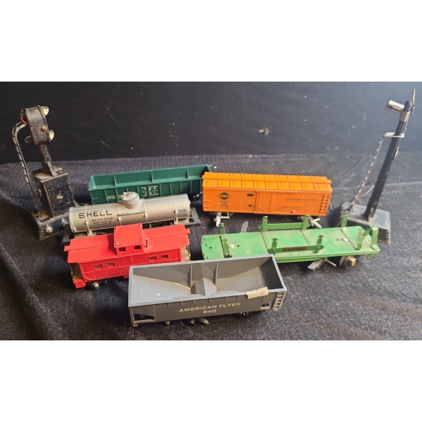 Model Trains: Two Semaphores, Coal Car, Shell Tank Car, Caboose, Box Car, Flat Car, Gondola Car 
