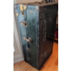 Image 10 : Antique Steamer Trunk Excelsior w/ Garment Locker Insert