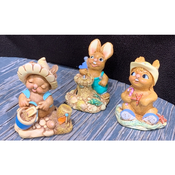 Pen Delfin Figures - 'Rock Star', 'Victor' & 'Sandie'