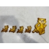 Image 1 : Chalk Animals, Cartoon Cats with Four Kittens