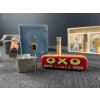 Image 7 : Opera Glasses, Patches & Pins