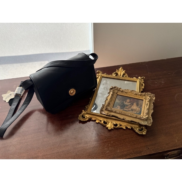 New Genuine Leather Ladies Hand Bag w/ Gold Gilt Wall Hangings 10T