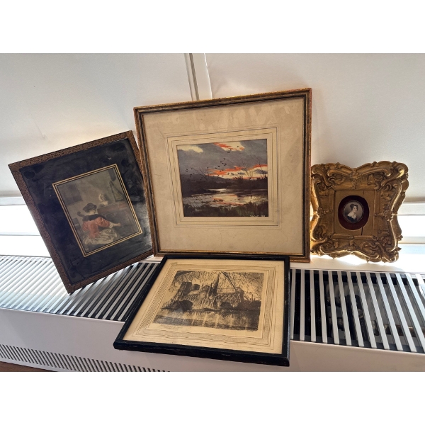 Classic Antique Art Pieces 12T