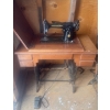 Image 1 : Antique Singer Sewing Machine w/ Chair