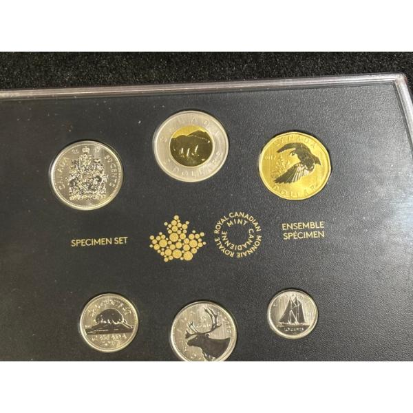 2017 Specimen Set: Snow Goose
TECHNICAL SPECS:
Material: Other
EXTENDED INFORMATION:
Obverse: Queen 
