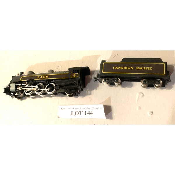 Model Diecast CP Locomotive 2468 & Car  