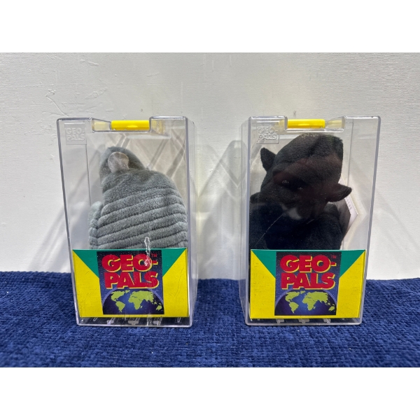 Geo-Pals: Armadillo and Gorilla