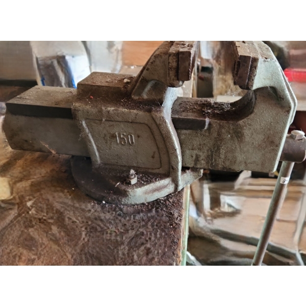 6" Vice, Disassembly Required 