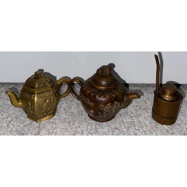 Pair of Brass Antique Decorative Chinese Teapots (5.5W) w/ Antique Brass Lighter 