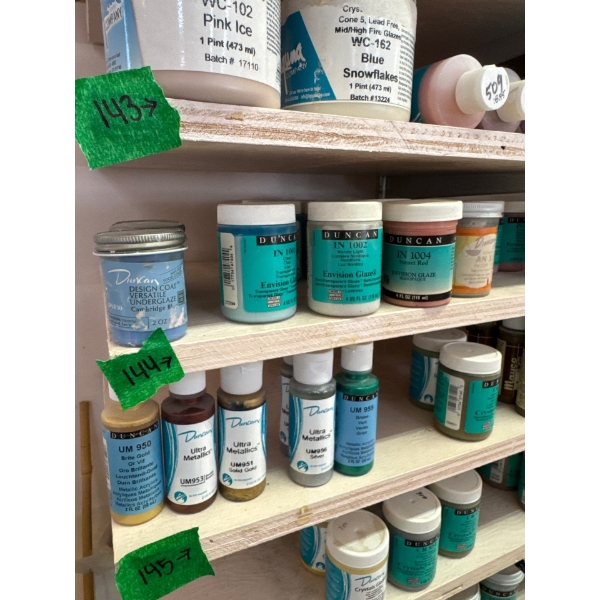 whole row of 16 ounce under glaze