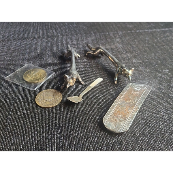 Metalware Including: Alberta Commemorative Coins, Mini Fox Decor and More!
