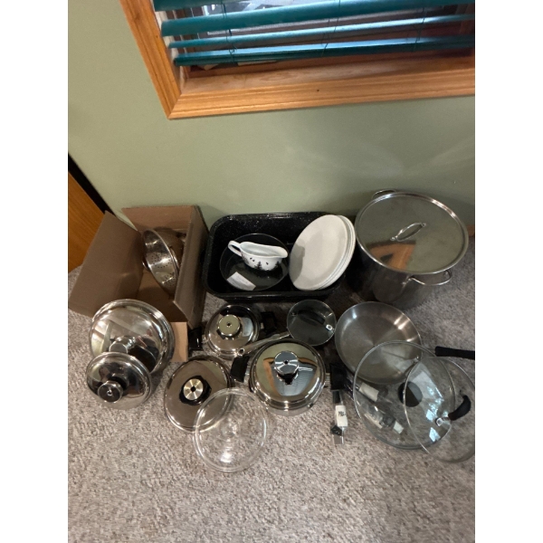 Assortment Of Pots & Pans Manaware Vintage Roaster Cheese Cake Pans & Large Stainless Steel Pot 