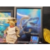 Image 7 : Quirky Treasures! Mr.Chef-Pig, Holographic SeaLife Pictures, Mini Arcade with 200 Mini Games