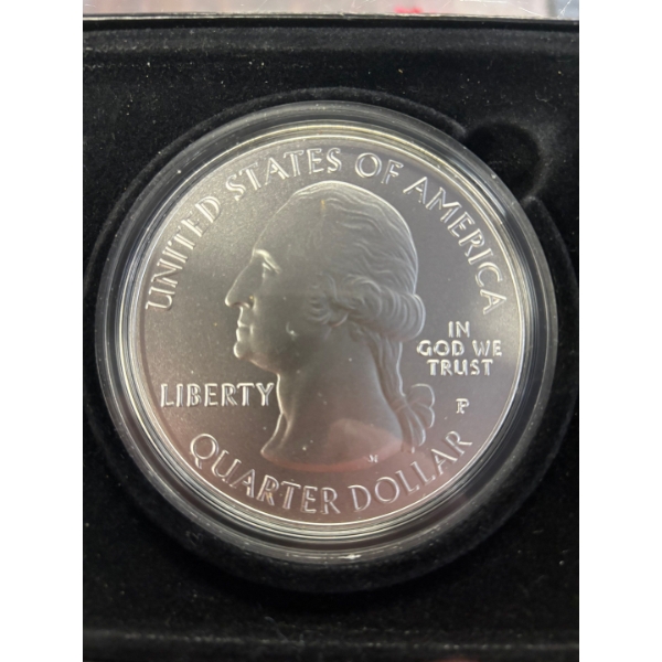 5 oz Silver 2010 Yosemite
United States mint America, the beautiful uncirculated Yosemite national P