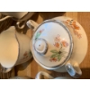 Image 6 : 1930s Made in England Churstea China Set Made by Alfred Meakin, perfect for Christmas Dinner