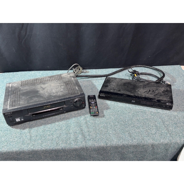Sony VCR and Blu-ray Disc Player