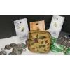 Image 7 : Vintage Jewelry Lot Featuring Necklaces, Earrings, Bracelets, and Decorative Trinket Basket
