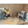 Image 2 : Decorative Figurines, Toys, and Games