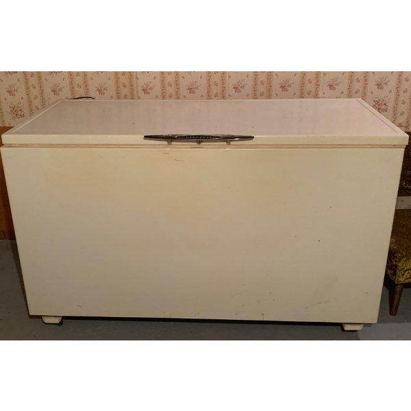 Deep Freezer (28W, 63D, 40T) works