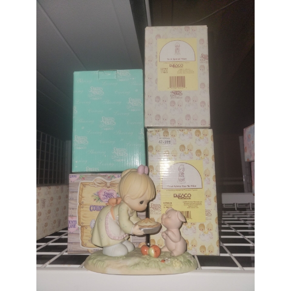 4 Unopened Precious Moments Boxes w/ 'You Are Just As Sweet As Pie" 5T