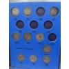 Image 4 : Canadian Quarters Collectors Booklet 1911-1952 (incomplete)
