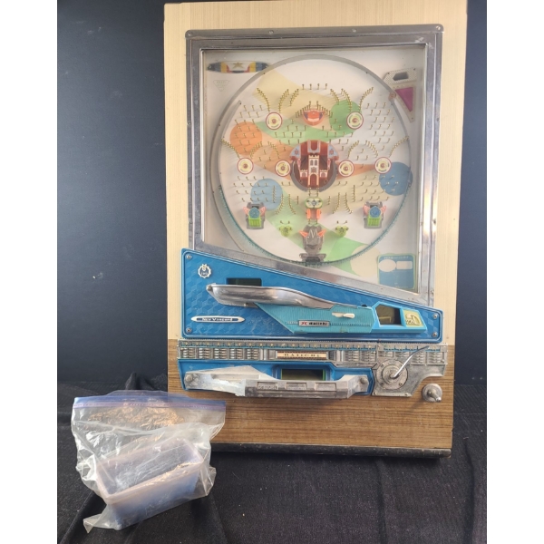 Vintage Daiichi Pinball Game w/ Extra Steel Balls 21 X 32, 3 D 