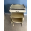 Image 2 : French Provincial End Table w/ Exposed Compartment  20x20x31