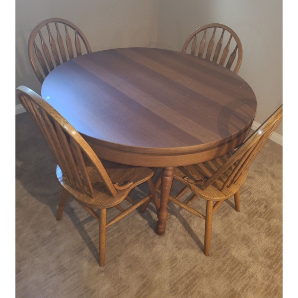 Dining Table w/ Hidden Game Boards 48" Diameter, 40 T and 4 Chairs 18.5 W, 17.5 D, 38 T 