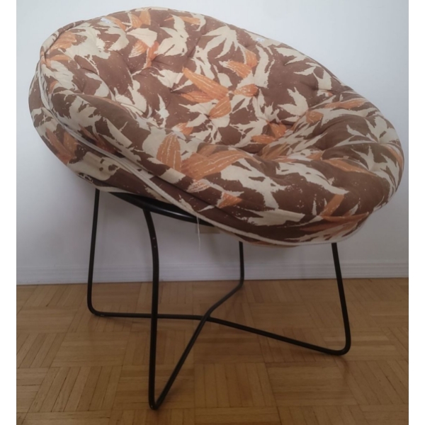 Bucket Accent Lounge Chair   Two Cushions