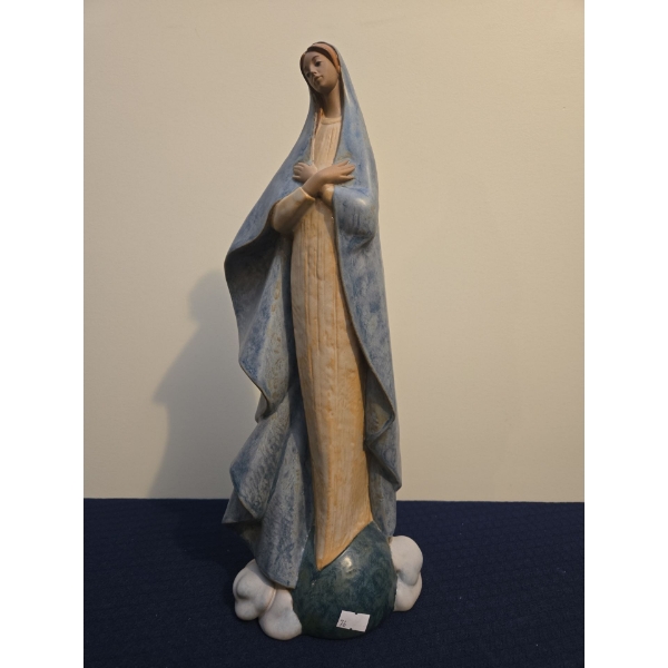 LLADRO 1996 Mother Mary Porcelain Figurine - 6W, 4D, 14T 