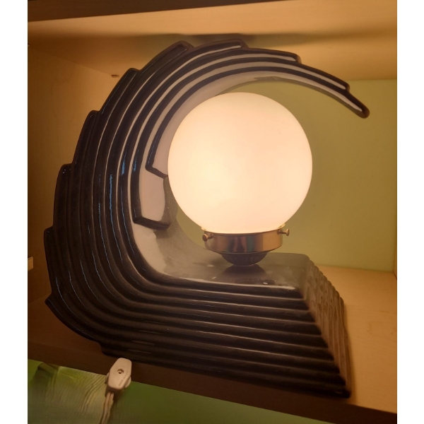 Art Deco Style Black Ceramic Lamp w/ Globe Shade 11 T