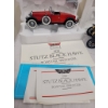 Image 6 : 1928 Stutz Black Hawk and 1913 Ford Model T Die Cast Models