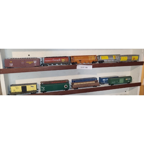 Asst Model Grain Cars, NP Car, RF & P, & more