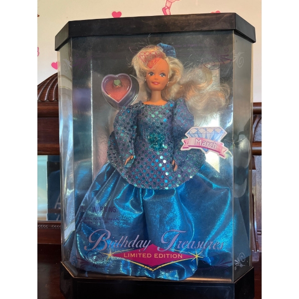 1992 Birthday Treasures March Limited Edition Barbie Dollfrom the Fashion Corner series