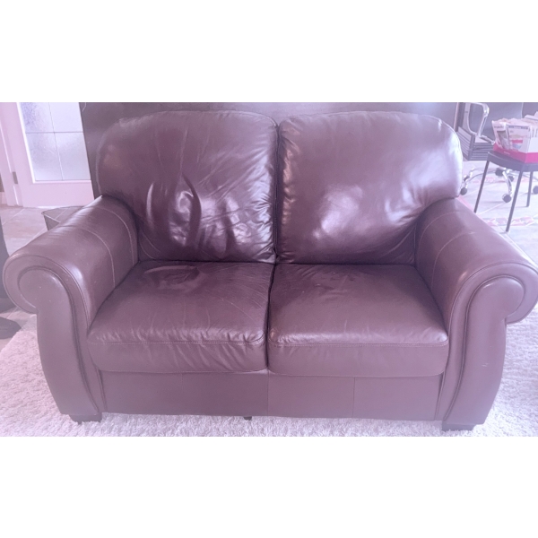 Natuzzi Two-Seater Loveseat in Brown Leather Upholstery
