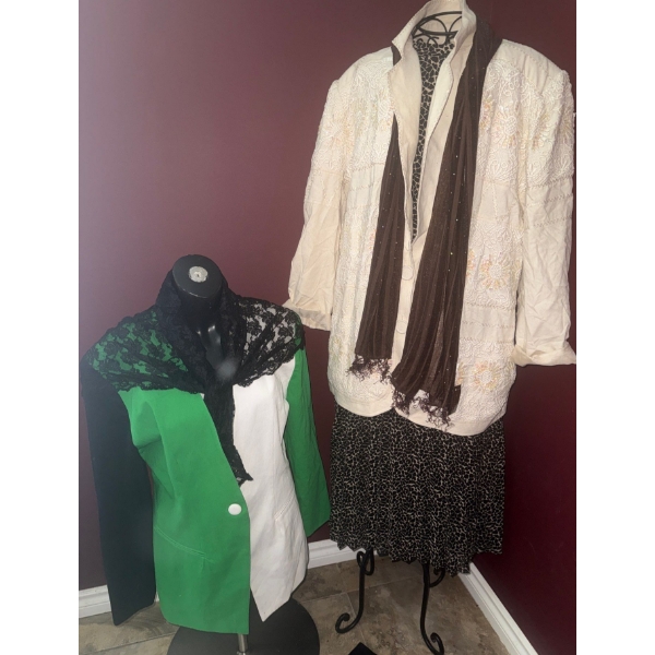 Vintage Ladies Gear - Size Large 