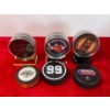 Image 6 : Gretzky Brand Street Hockey Pucks and Model