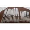 Image 2 : BIRKS Sterling Flatwear Collection w/ 8 Bonus Regency Plate Tablespoons