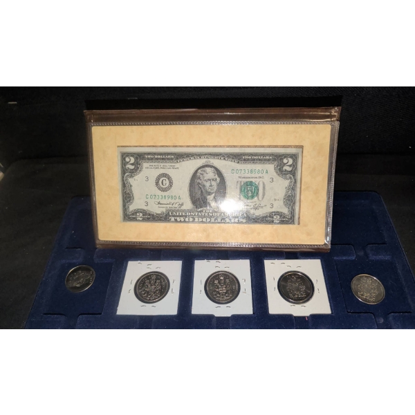 1976 Bicentennial $2 Bill and Coin Set with Original Holder