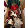 Image 5 : Holiday Essentials - Gift Wrap, Lighting, Mr and Mrs Klaus Figures, Decor & Much More 