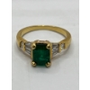 Image 5 : 18K Yellow Gold, 1.33ct Emerald and Diamond Ring 