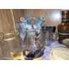 Image 3 : Gold Metal Wire Wine Bottle Holder, Amber Bottle w/ Pewter Handle 11 T, Mugs and More! 