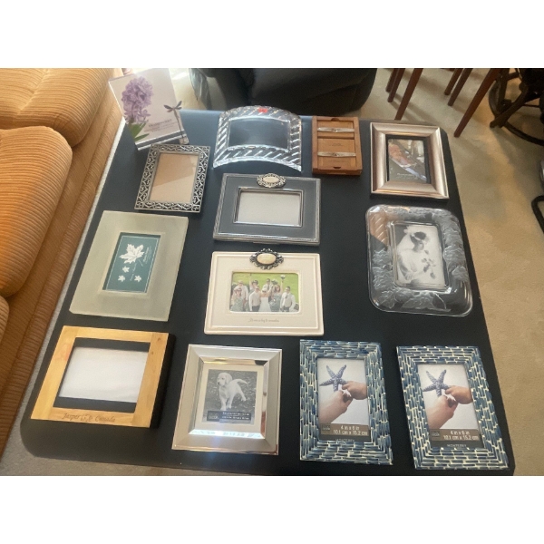 Large Collection of Frames (16)