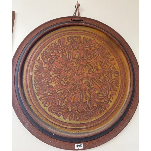 Pottery Wall Medallion 17D