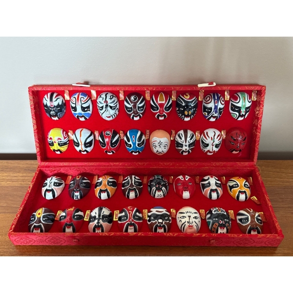 Collectible Vintage Chinese Theatre Opera Masks (32) Hand Painted Miniatures w/ Display Case  