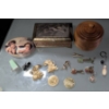 Image 1 : Decorative Items, Jewelry, and Accessories