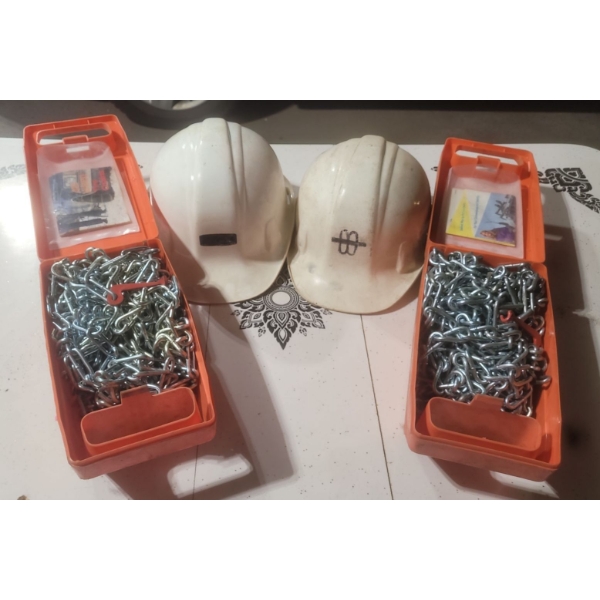 Radial Tire Chains (2) + Workers Helmet 