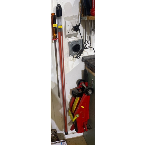 Large Red Floor Jack-Intact 