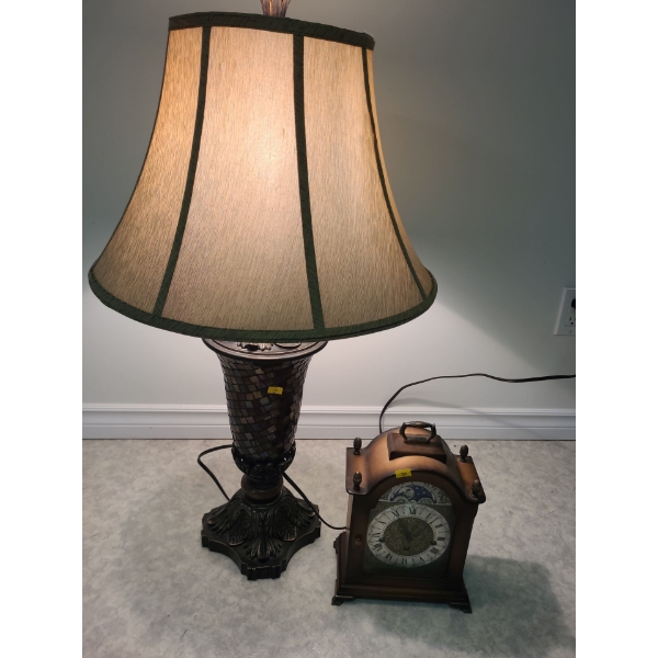 Metal lamp with mosaic glass - 19W, 32T/ working and decorator clock 