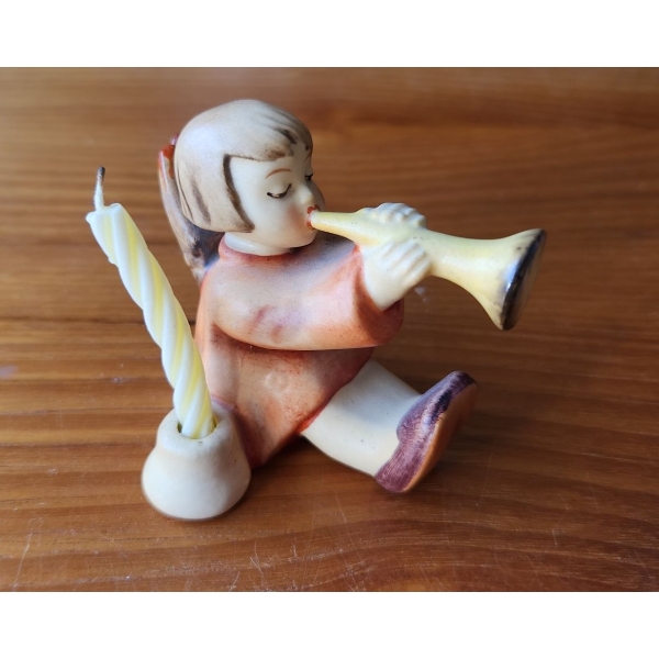 Hummel Germany Figurine: Joyous News Angel 2.5 T